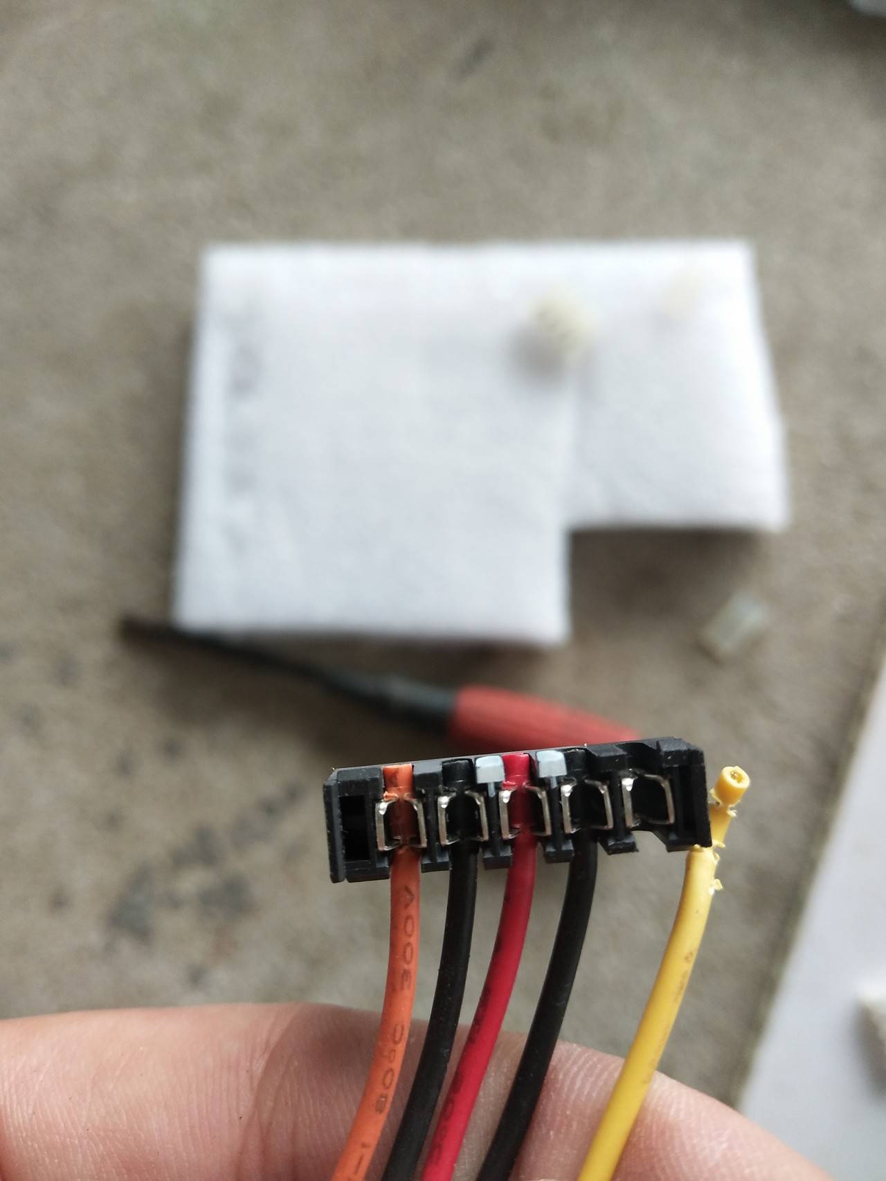海韵电源用刺破D.jpg